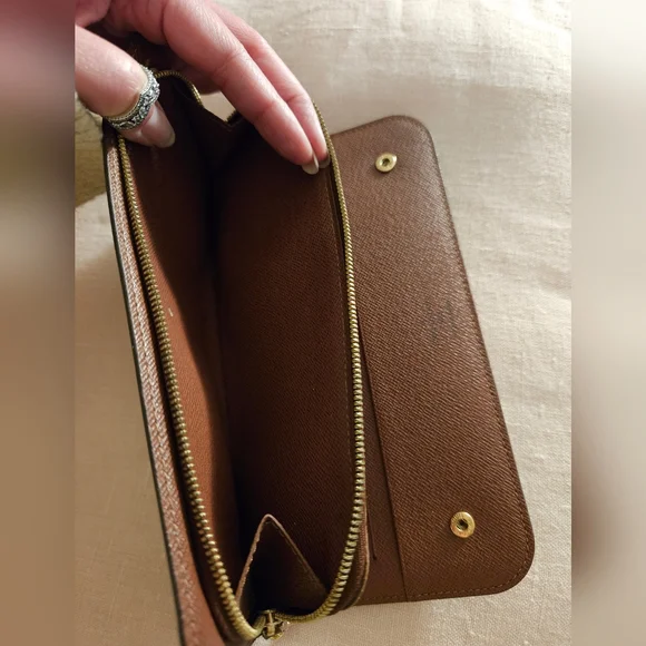 SOLD✨️Authentic✨️Louis Vuitton  Monogram Insolite Wallet - Picture 12 of 16